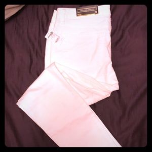 White Skinny Leg Pants